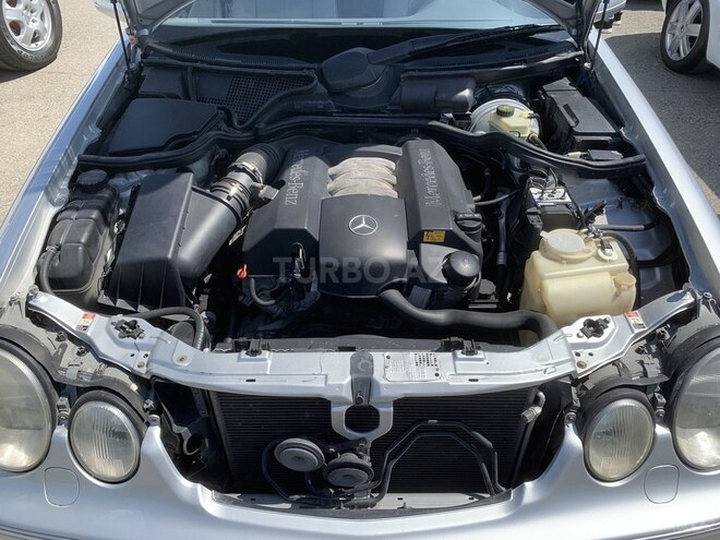 Mercedes E 240 1999, 243,344 km - 2.4 l - Bakı