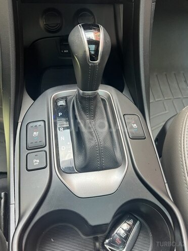 Hyundai Santa Fe 2016, 113,000 km - 2.0 л - Şirvan