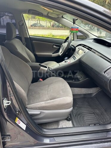 Toyota Prius 2015, 180,247 km - 1.8 l - Bakı