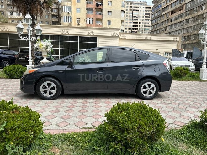 Toyota Prius 2015, 180,247 km - 1.8 l - Bakı