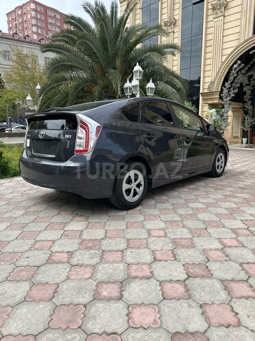 Toyota Prius 2015, 180,247 km - 1.8 l - Bakı