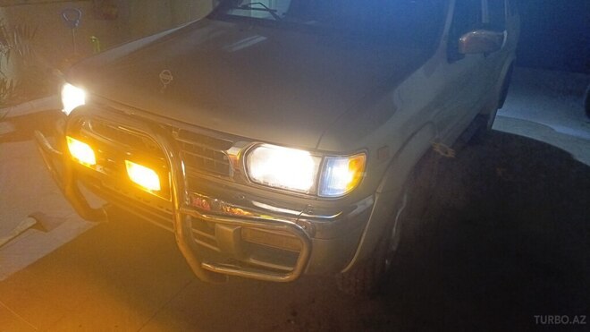 Nissan Pathfinder 1998, 240,000 km - 3.3 l - Bakı