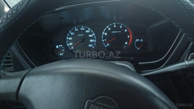Nissan Pathfinder 1998, 240,000 km - 3.3 l - Bakı
