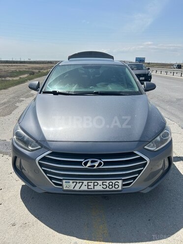 Hyundai Elantra 2018, 213,582 km - 2.0 l - Bakı