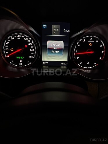 Mercedes C 300 4MATIC 2018, 94,500 km - 2.0 l - Bakı