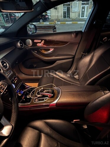 Mercedes C 300 4MATIC 2018, 94,500 km - 2.0 l - Bakı