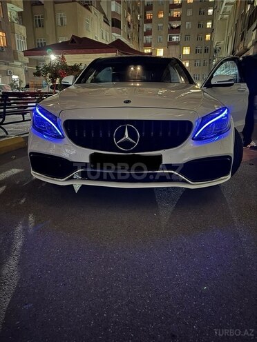 Mercedes C 300 4MATIC 2018, 94,500 km - 2.0 l - Bakı