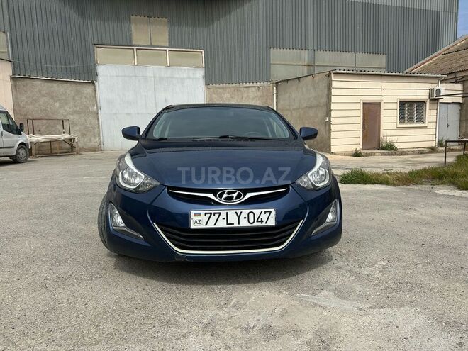 Hyundai Elantra 2015, 273,588 km - 1.8 l - Bakı
