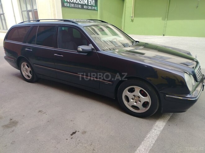 Mercedes E 220 d 2001, 453,255 km - 2.2 l - Bakı
