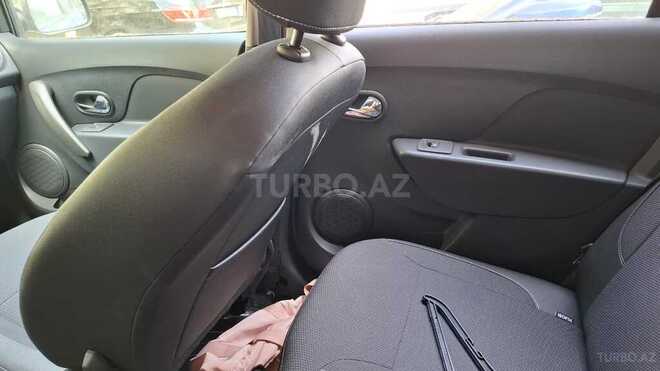 Renault Sandero Stepway 2022, 22,300 km - 1.6 l - Bakı