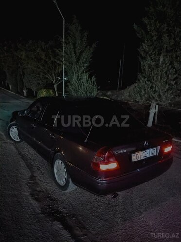 Mercedes C 250 d 1995, 557,892 km - 2.5 l - Salyan