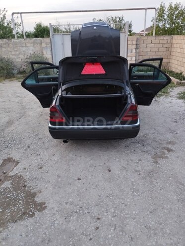 Mercedes C 250 d 1995, 557,892 km - 2.5 l - Salyan
