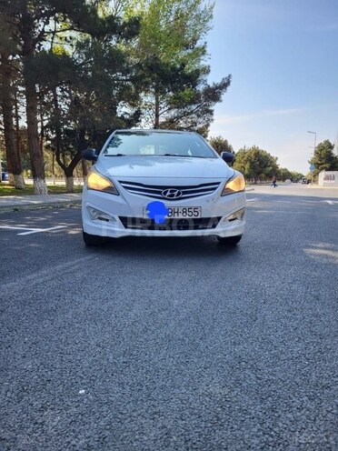 Hyundai Solaris 2015, 370,000 km - 1.4 л - Sumqayıt