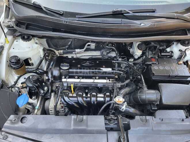 Hyundai Solaris 2015, 370,000 km - 1.4 л - Sumqayıt