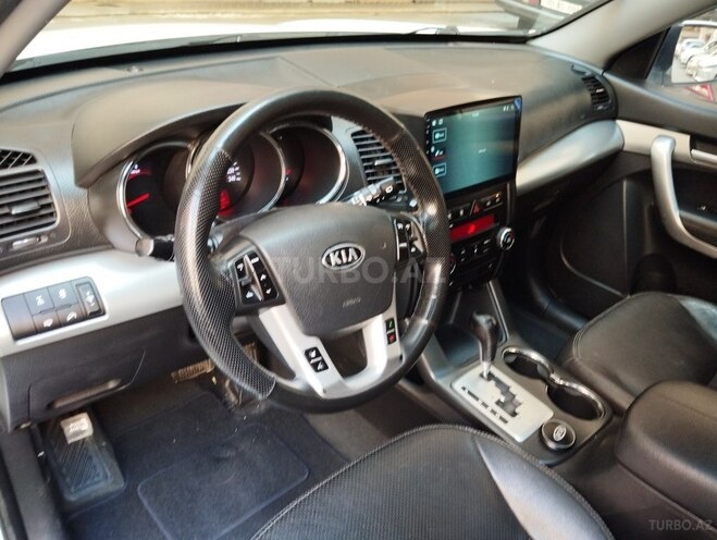 Kia Sorento-17