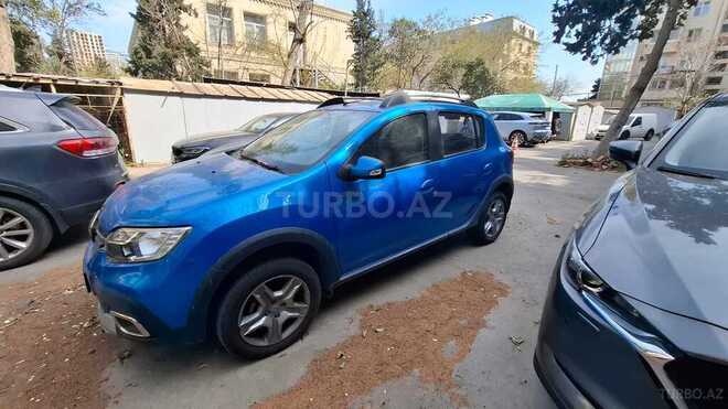 Renault Sandero Stepway 2022, 22,300 km - 1.6 l - Bakı