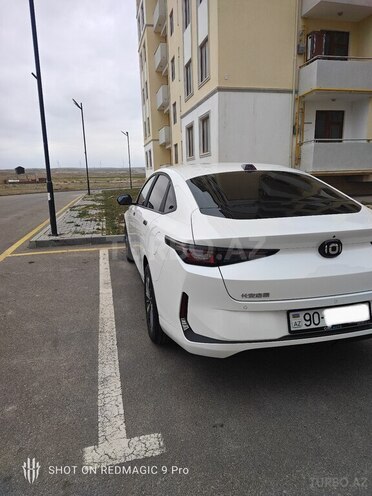 Changan Qiyuan A05 2024, 30,800 km - 1.5 л - Bakı