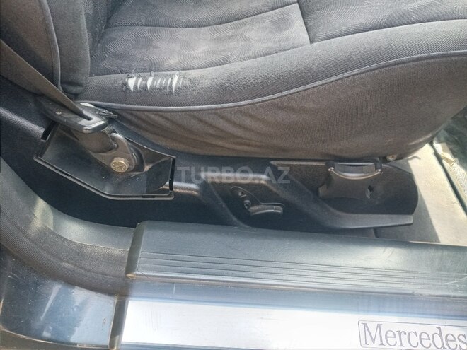 Mercedes E 220 d 1999, 564,300 km - 2.2 l - Bakı