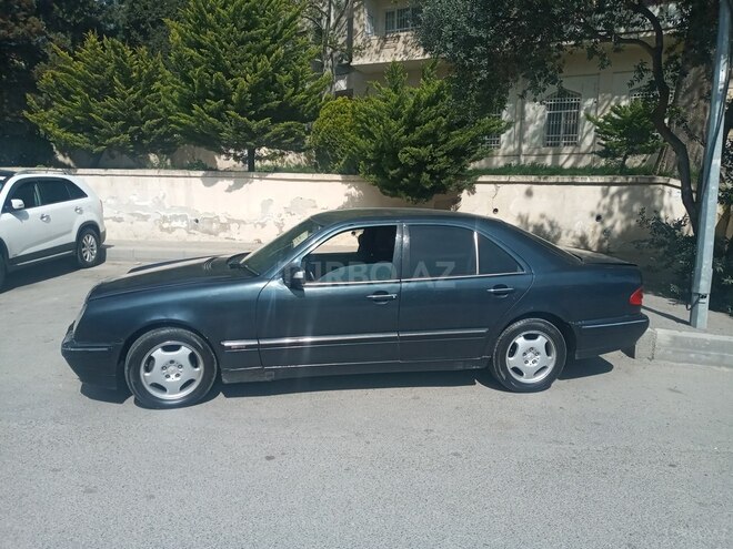 Mercedes E 220 d 1999, 564,300 km - 2.2 l - Bakı