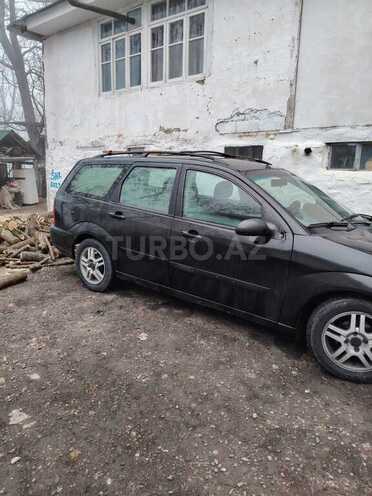 Ford Focus 2001, 275,364 km - 2.0 l - Qax
