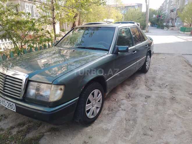 Mercedes E 220 1992, 254,733 km - 2.2 л - Sumqayıt