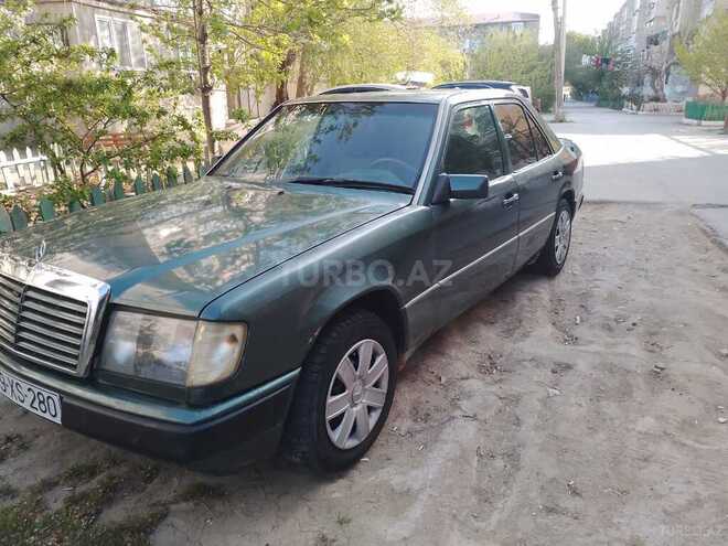 Mercedes E 220 1992, 254,733 km - 2.2 л - Sumqayıt