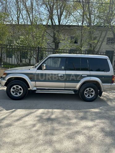 Mitsubishi Pajero 1992, 374,502 km - 2.5 л - Bakı