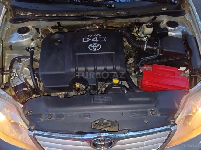 Toyota Corolla 2006, 366,000 km - 1.4 l - Quba