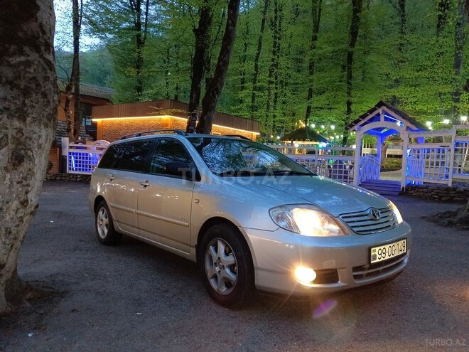 Toyota Corolla 2006, 366,000 km - 1.4 l - Quba