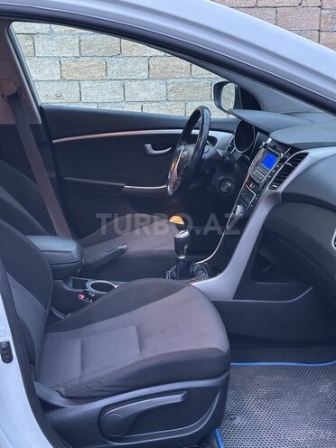 Hyundai i30 2015, 307,525 km - 1.6 l - Ağsu