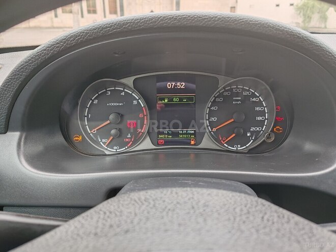 LADA (VAZ) Priora 2011, 340,000 km - 1.6 l - Gəncə