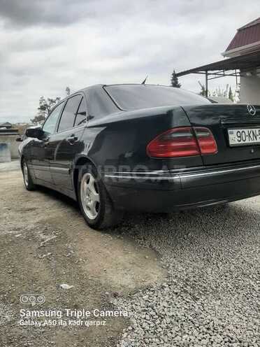 Mercedes E 240 1999, 290,000 km - 2.4 l - Ağsu
