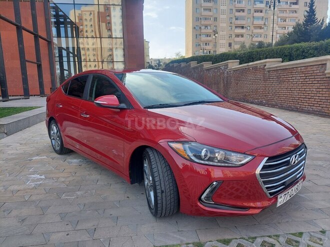 Hyundai Elantra-5
