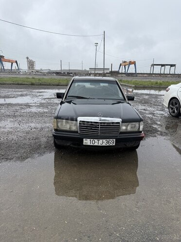 Mercedes 190 1990, 476,000 km - 2.0 l - Qazax