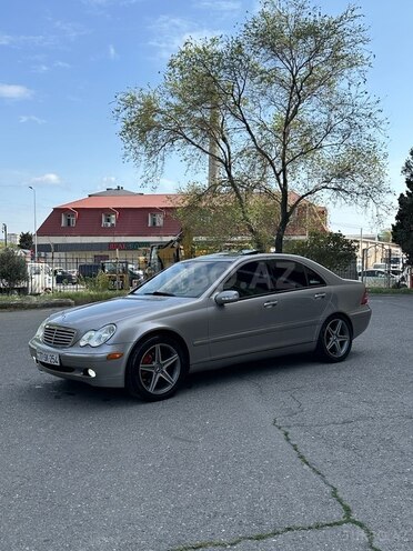 Mercedes C 240 2004, 230,000 km - 2.4 l - Bakı