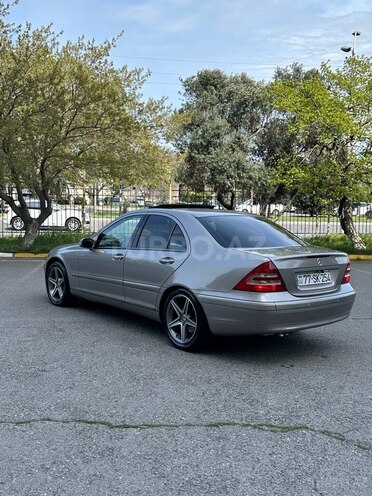 Mercedes C 240 2004, 230,000 km - 2.4 l - Bakı