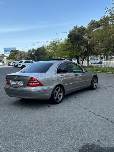 Mercedes C 240 2004, 230,000 km - 2.4 l - Bakı