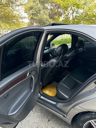Mercedes C 240 2004, 230,000 km - 2.4 l - Bakı
