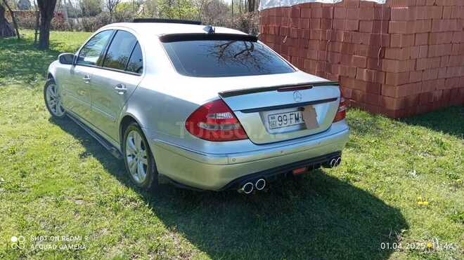 Mercedes E 220 d 2004, 400,000 km - 2.2 l - Zaqatala