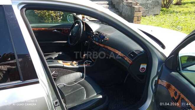 Mercedes E 220 d 2004, 400,000 km - 2.2 l - Zaqatala