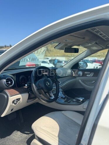 Mercedes E 300 4MATIC 2016, 140,000 km - 2.0 л - Bakı