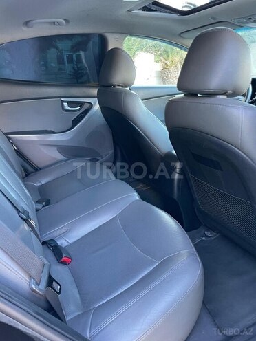 Hyundai Elantra 2015, 186,000 km - 1.8 л - Bakı
