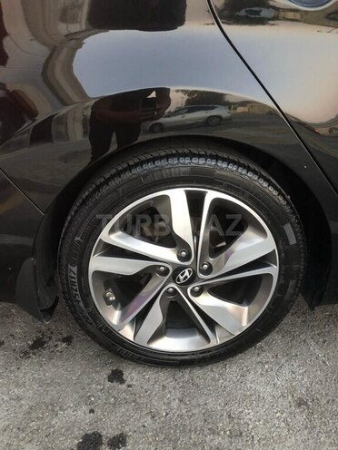 Hyundai Elantra 2015, 186,000 km - 1.8 л - Bakı