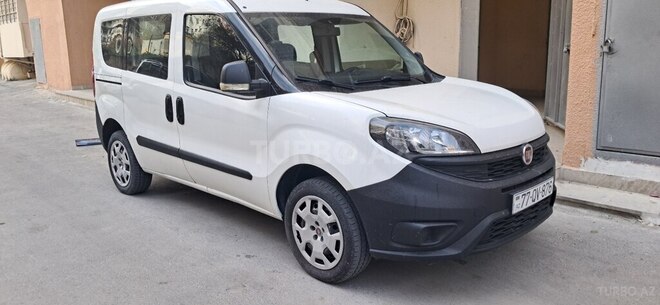 Fiat Doblo 2019, 136,211 km - 1.4 l - Bakı