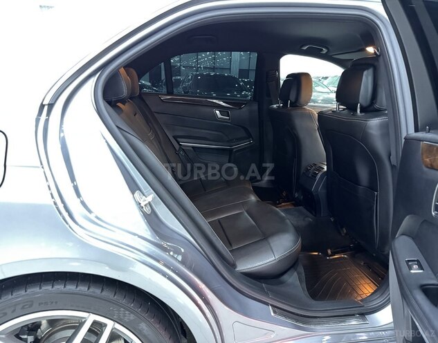 Mercedes E 250 2013, 137,600 km - 2.0 l - Bakı