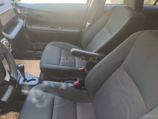 Toyota Aqua 2019, 57,000 km - 1.5 l - Bakı