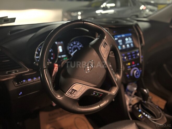 Hyundai Santa Fe 2017, 132,000 km - 2.0 л - Bakı