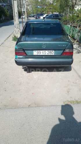 Mercedes E 220 1992, 254,733 km - 2.2 л - Sumqayıt