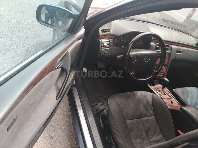 Mercedes E 220 d 2001, 453,255 km - 2.2 l - Bakı
