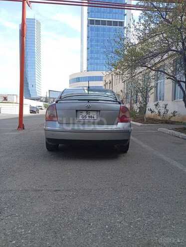 Volkswagen Passat 2002, 229,549 km - 1.8 l - Bakı